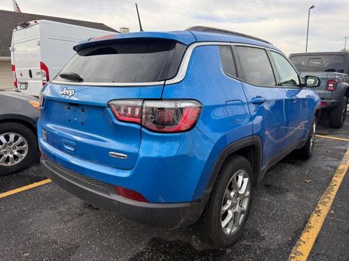 2024 Jeep Compass Latitude Lux