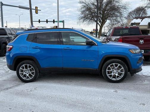 2024 Jeep Compass Latitude Lux