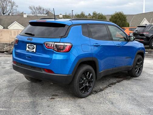 Hydro Blue Pearlcoat 2026 Jeep Compass Latitude