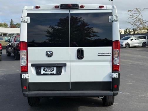 2023 RAM ProMaster 2500 Base