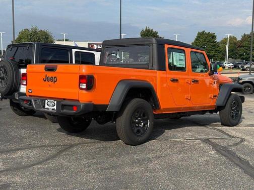 2025 Jeep Gladiator Sport