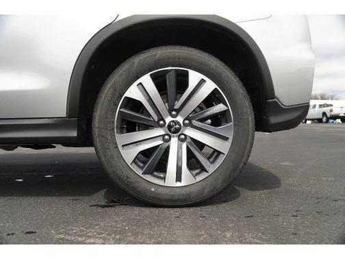 2024 Mitsubishi Outlander Sport SE