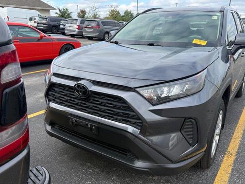 2020 Toyota RAV4 LE