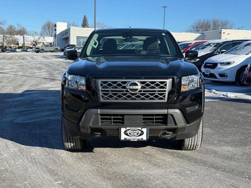 Super Black 2023 Nissan Frontier SV