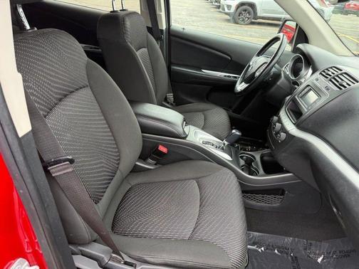Redline 2 Coat Pearl 2020 Dodge Journey SE Value