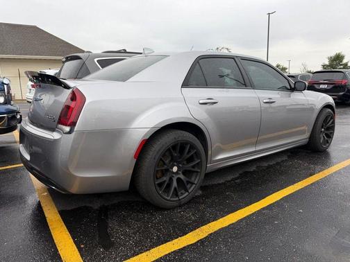 2018 Chrysler 300 S