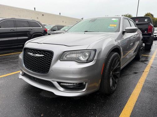 2018 Chrysler 300 S