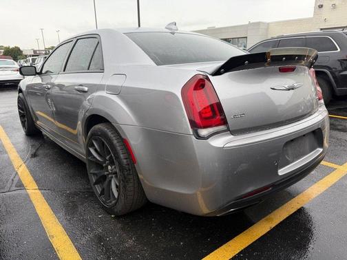 2018 Chrysler 300 S