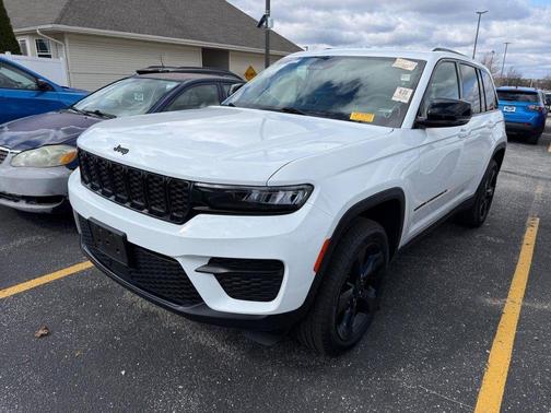 2023 Jeep Grand Cherokee Altitude