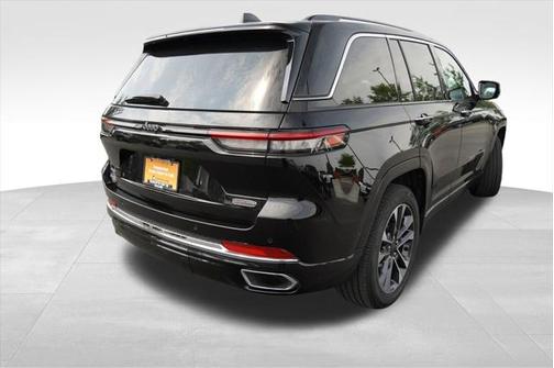 2022 Jeep Grand Cherokee Overland