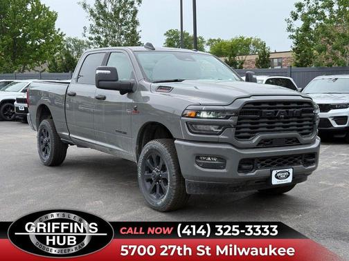 Ceramic Gray Clearcoat 2026 RAM 2500 Big Horn Crew Cab 4x4 6'4' Box