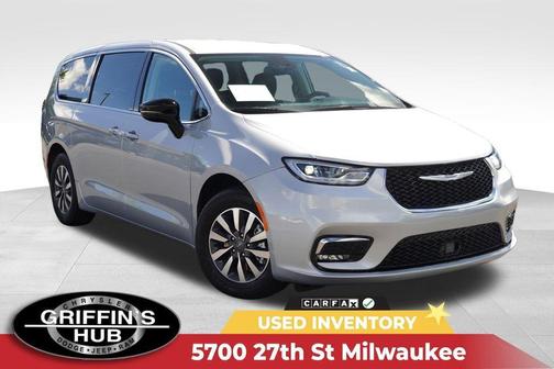 2024 Chrysler Pacifica Hybrid Select