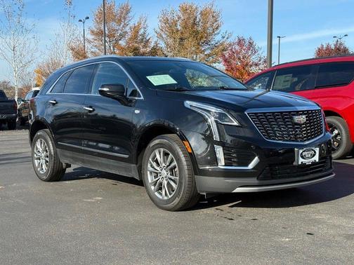 Stellar Black Metallic 2022 Cadillac XT5 Premium Luxury