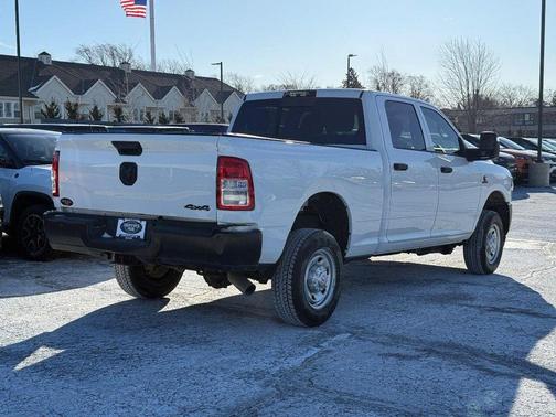 2024 RAM 2500 Tradesman Crew Cab 4x4 6'4' Box