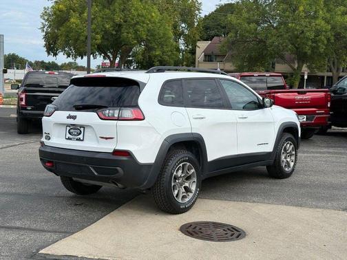 2022 Jeep Cherokee Trailhawk