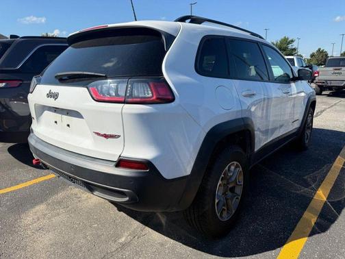 2022 Jeep Cherokee Trailhawk