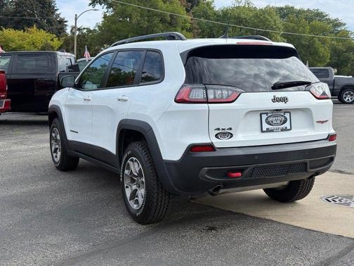 2022 Jeep Cherokee Trailhawk