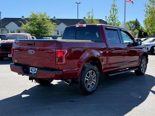 RUBY RED METALLIC TINTED CC 2017 Ford F-150 Lariat