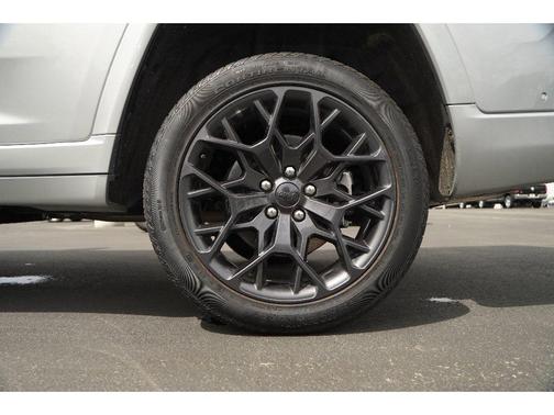 2024 Jeep Grand Cherokee L Summit