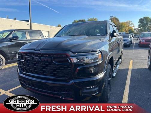 2025 RAM 1500 Big Horn/Lone Star