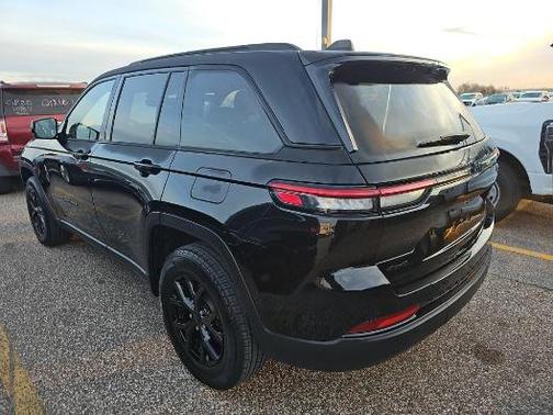 2024 Jeep Grand Cherokee Altitude