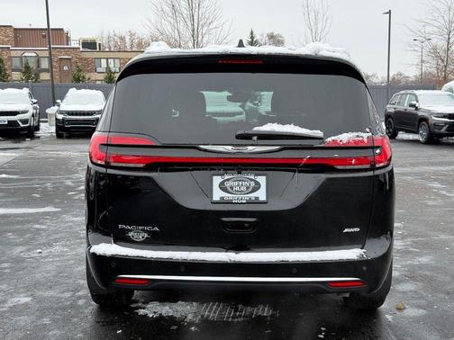 2026 Chrysler Pacifica L