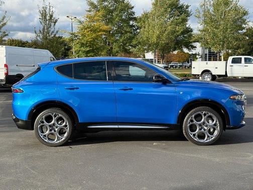 2024 Alfa Romeo Tonale Ti EAWD