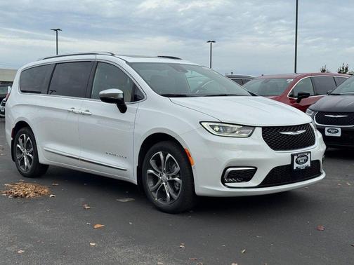 2026 Chrysler Pacifica L