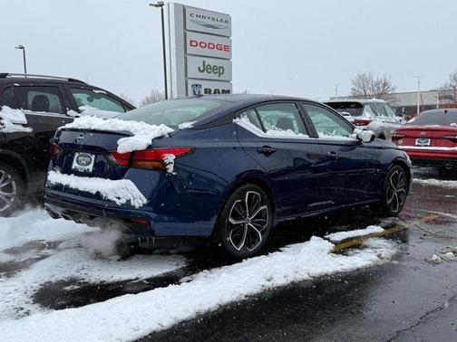 2024 Nissan Altima SR FWD