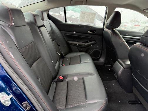 2024 Nissan Altima SR FWD