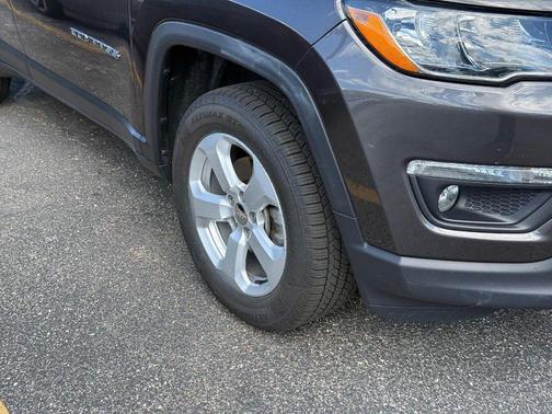 Granite Crystal Metallic Clearcoat 2020 Jeep Compass Latitude
