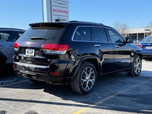 2020 Jeep Grand Cherokee Overland
