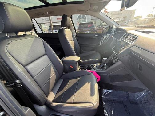 2020 Volkswagen Tiguan 2.0T SEL