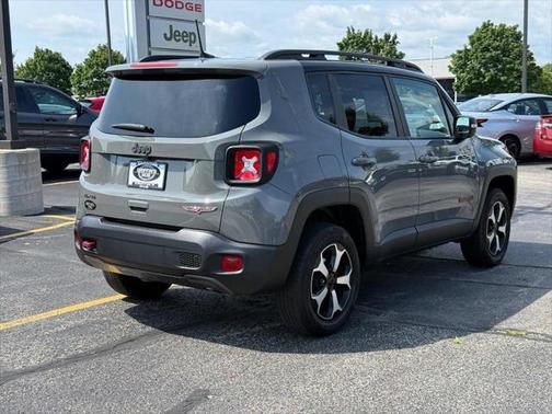 Sting Gray Clearcoat 2020 Jeep Renegade Trailhawk 4x4