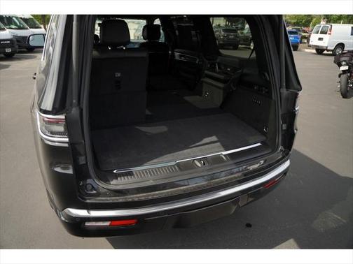 2023 Jeep Grand Wagoneer Series II 4x4