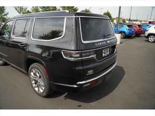 2023 Jeep Grand Wagoneer Series II 4x4