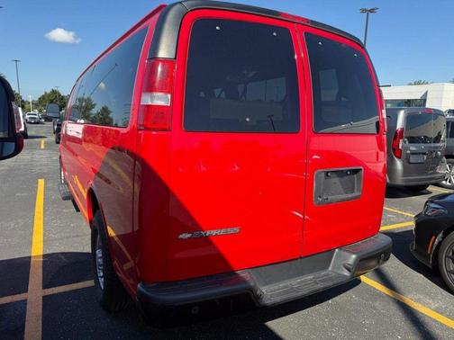 2019 Chevrolet Express 3500 LS