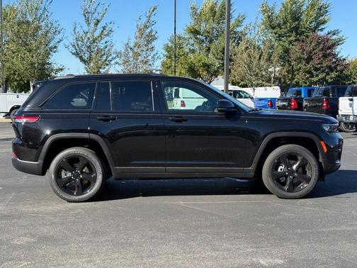 2025 Jeep Grand Cherokee Altitude