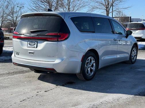 2024 Chrysler Pacifica Limited