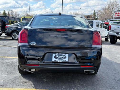 Gloss Black 2023 Chrysler 300 Touring
