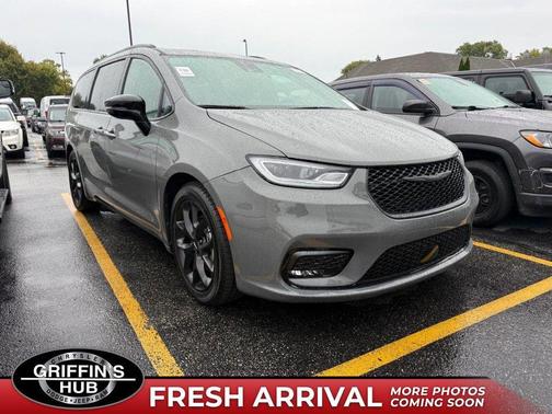 2025 Chrysler Pacifica Limited