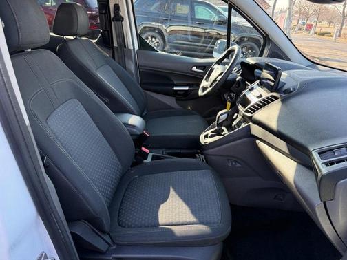 2022 Ford Transit Connect XLT