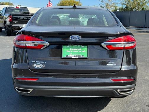 2020 Ford Fusion SE