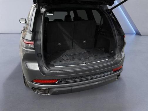 2024 Jeep Grand Cherokee L Summit