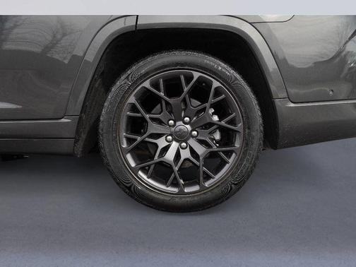 2024 Jeep Grand Cherokee L Summit