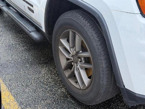 2016 Jeep Grand Cherokee 75th Anniversary