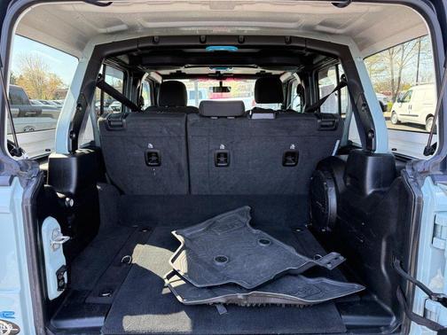 Earl Clearcoat 2023 Jeep Wrangler 4xe Base