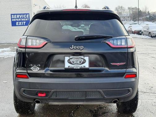 2022 Jeep Cherokee Trailhawk