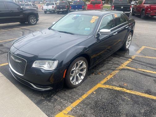 2019 Chrysler 300 C