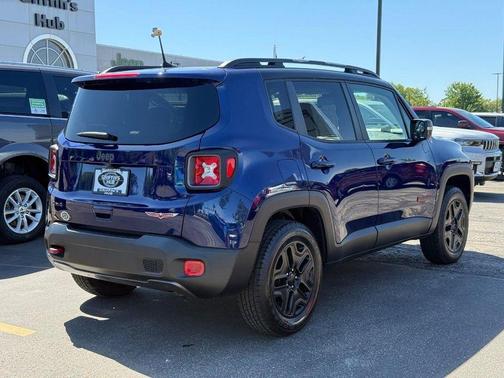 Jetset Blue 2018 Jeep Renegade Trailhawk